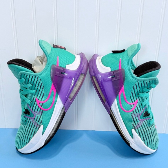 Nike LeBron Witness 6–South Beach Emerald Green Pink basketball shoes Size 9 - Picture 12 of 12